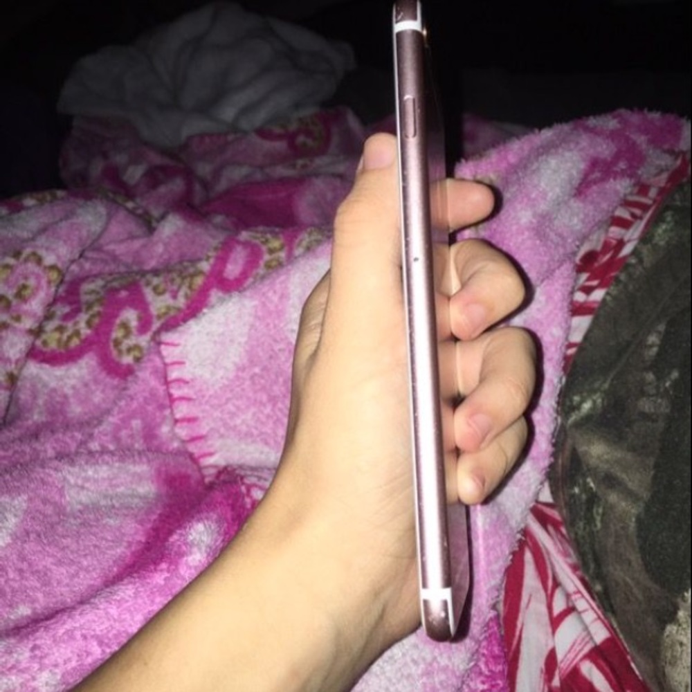 iphone 6splus - Picture 3 of 3