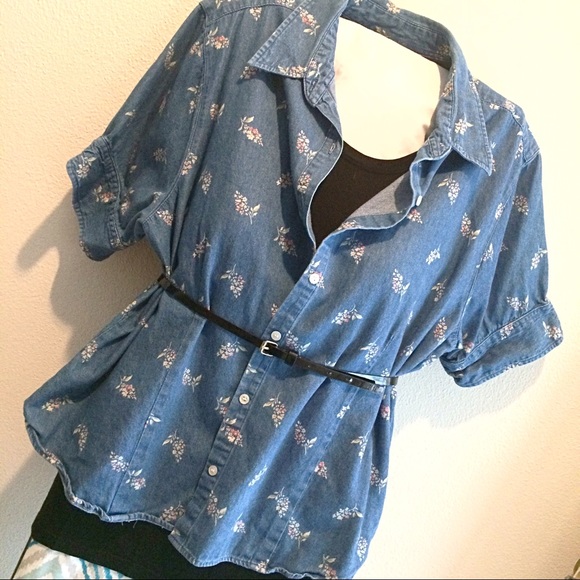 Denim Floral Short Sleeved Button Down Shirt Sz 2x - Picture 2 of 4