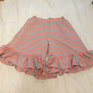 Persnickety shorts