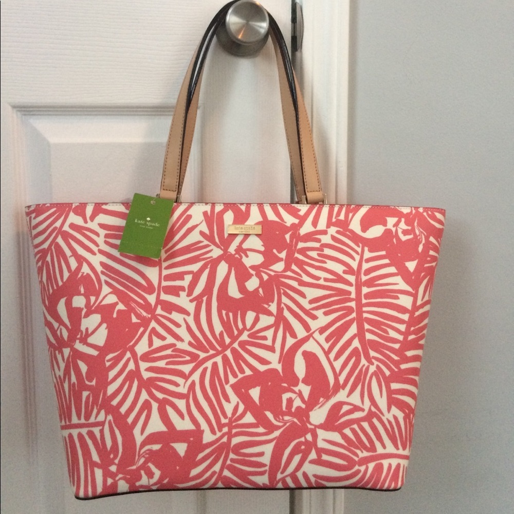 ♠️NWT Kate Spade tote♠️
