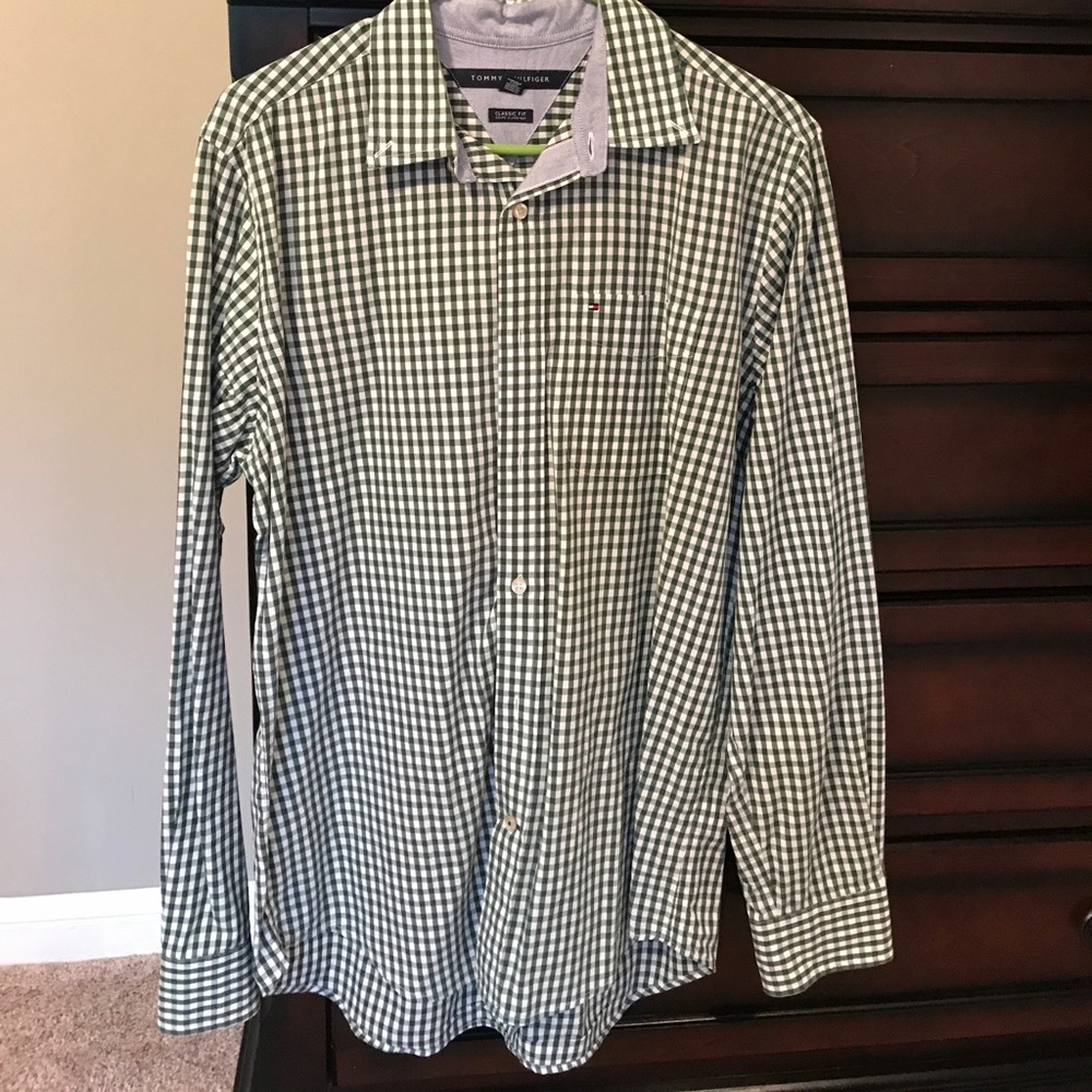 Plaid Tommy Hilfiger shirt