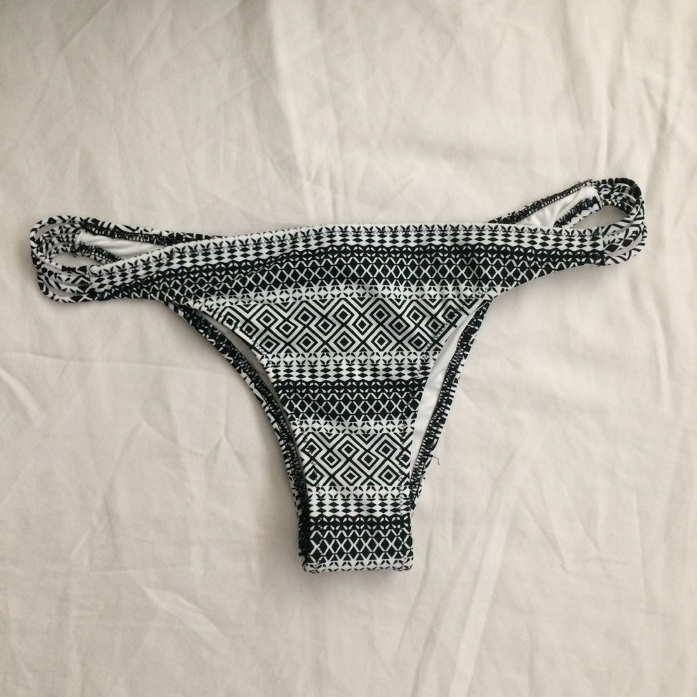 Cheeky Black & White Bottoms