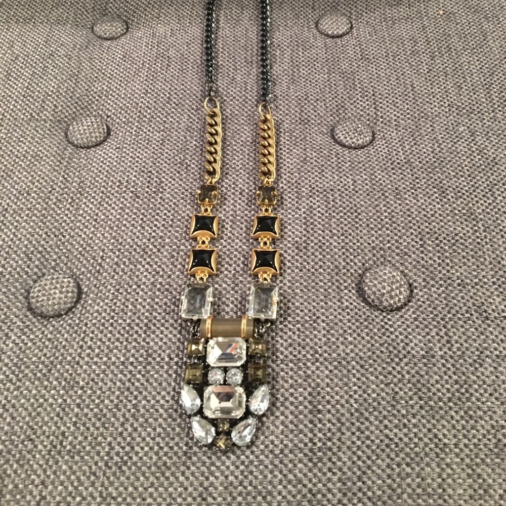 Stella & Dot Phoenix necklace