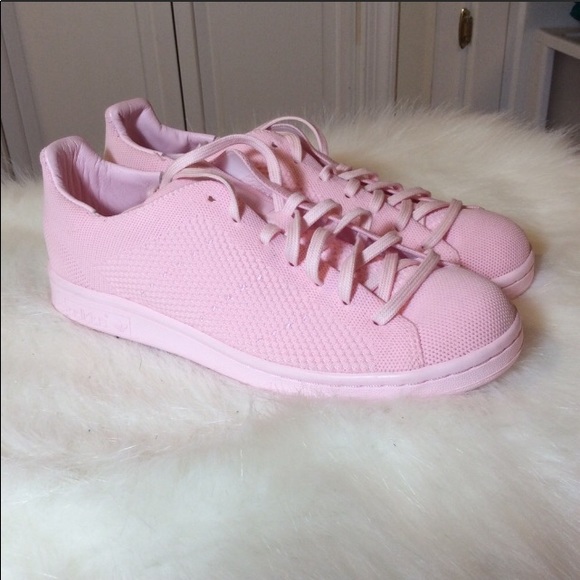 Pink Adidas - Picture 4 of 6