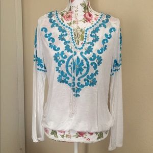 Gorgeous white and blue INC top
