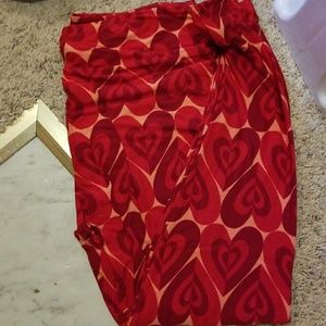 Lularoe TC Valentine leggings