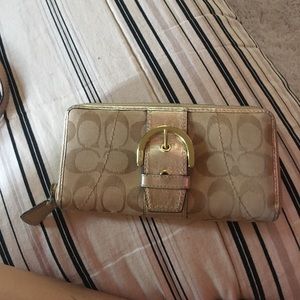 !!!SALE!!! coach wallet (offers)