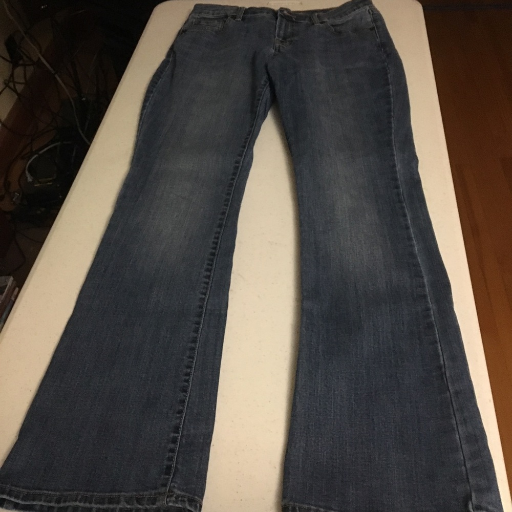 Boot cut blue jeans