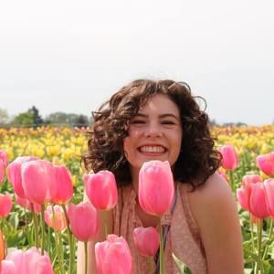 Meet your Posher, Julia