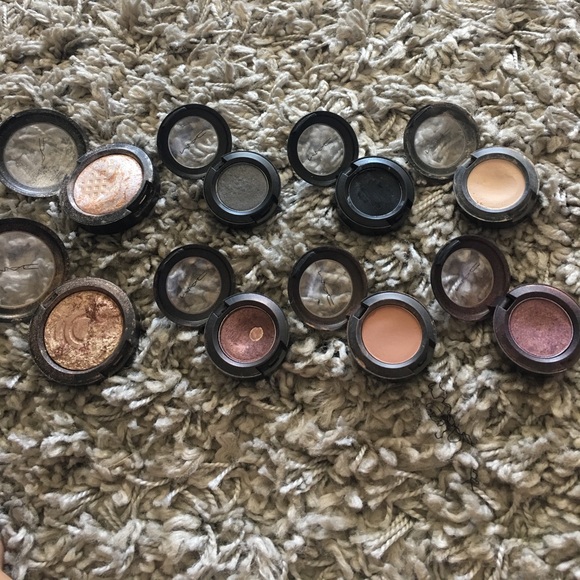 MAC eye shadows - Picture 2 of 4