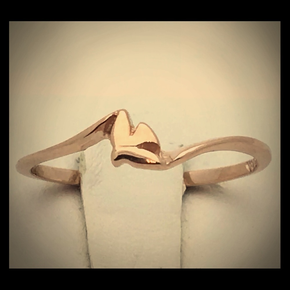 Sweet little bird ring 10k rose gold