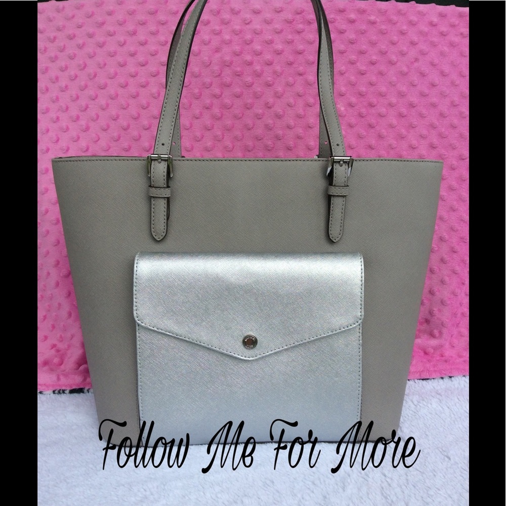 Michael Kors Jet Set Large Pocket Tote