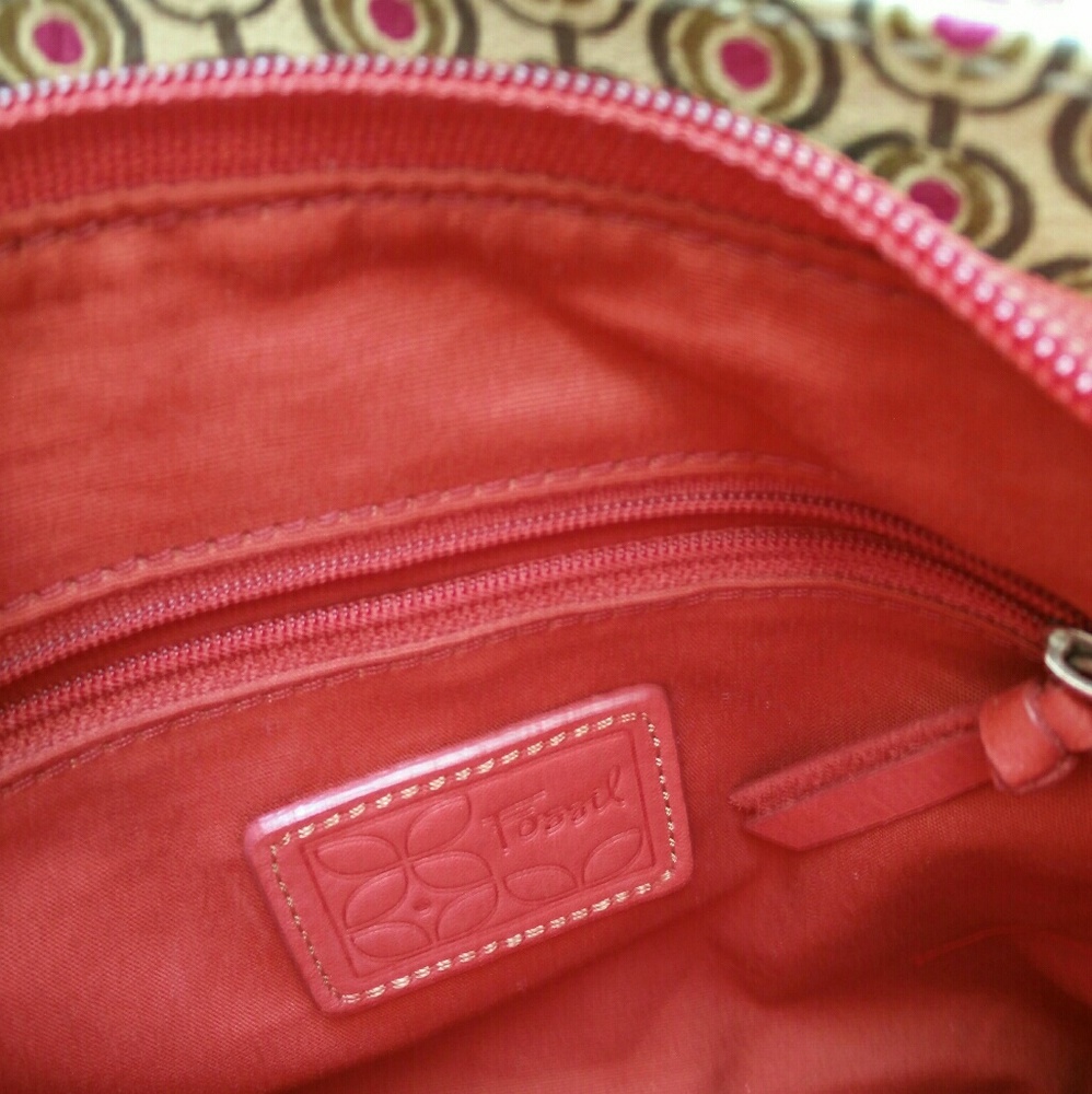 *SOLD* Fossil crossbody purse - Picture 6 of 6