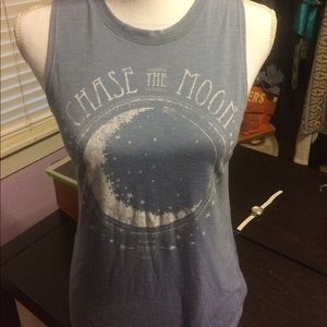 Chase the Moon muscle tee