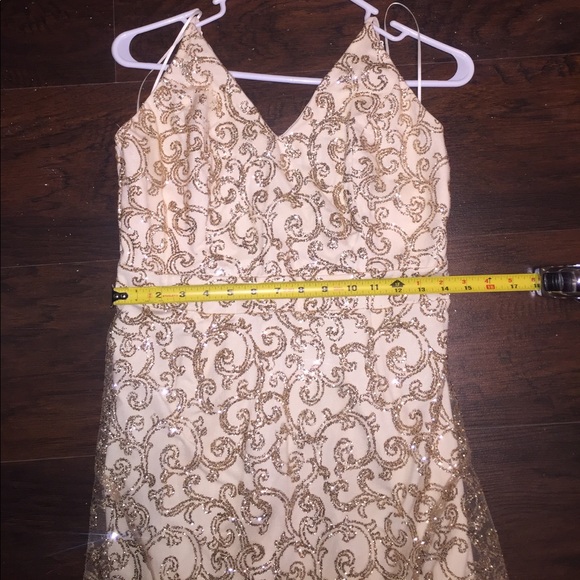 Sale $15 ! Champagne gown ! - Picture 6 of 8