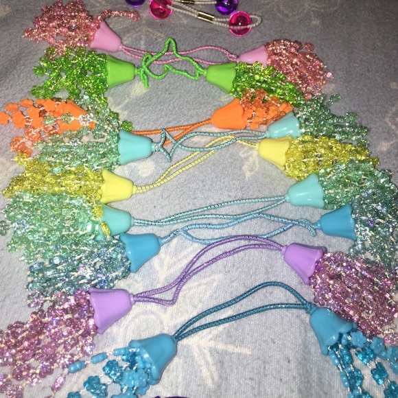 Hair Accessory Bundle - Picture 2 of 4