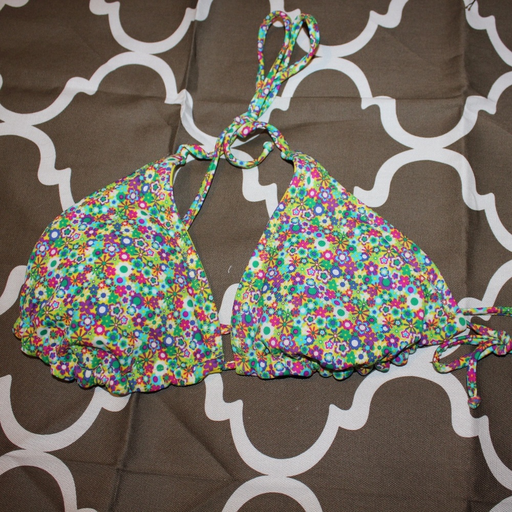 Xhilaration REVERSIBLE bathing suit top