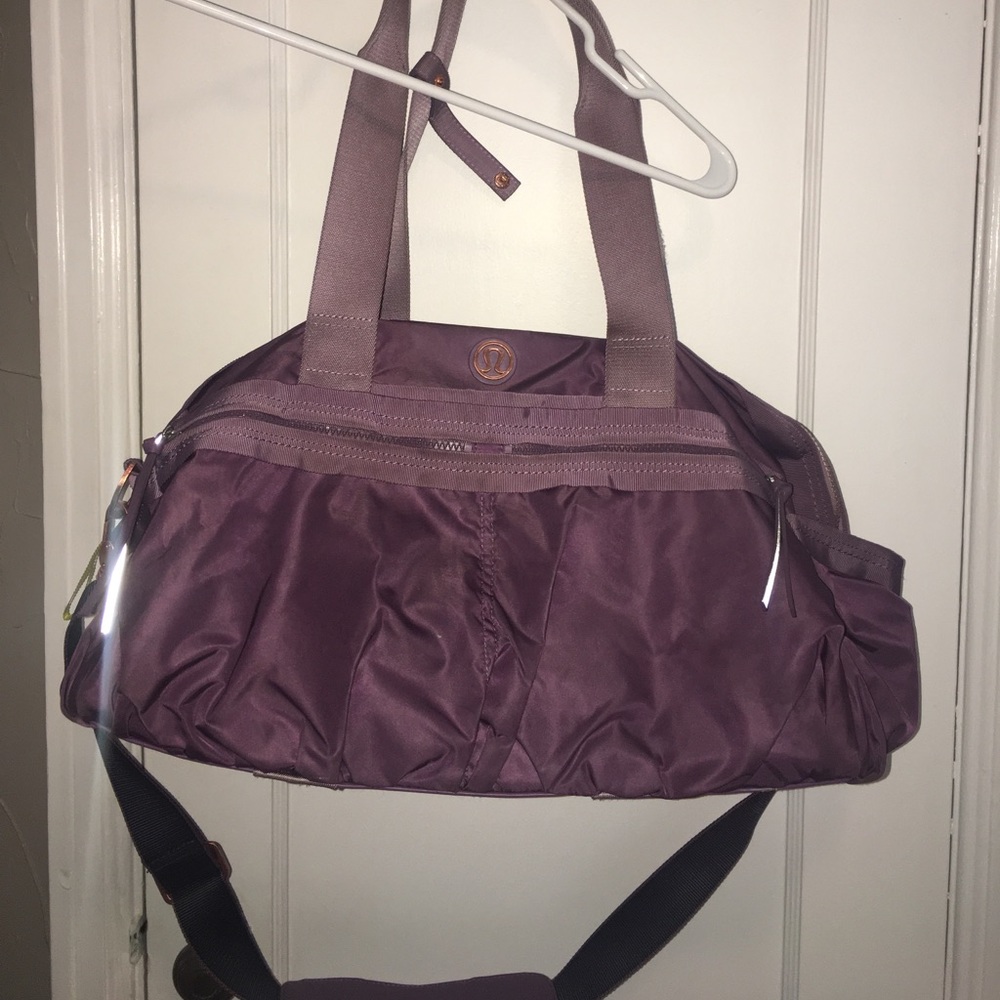 Lululemon duffle bag