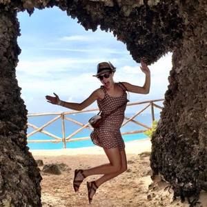 Meet your Posher, Kaitlin