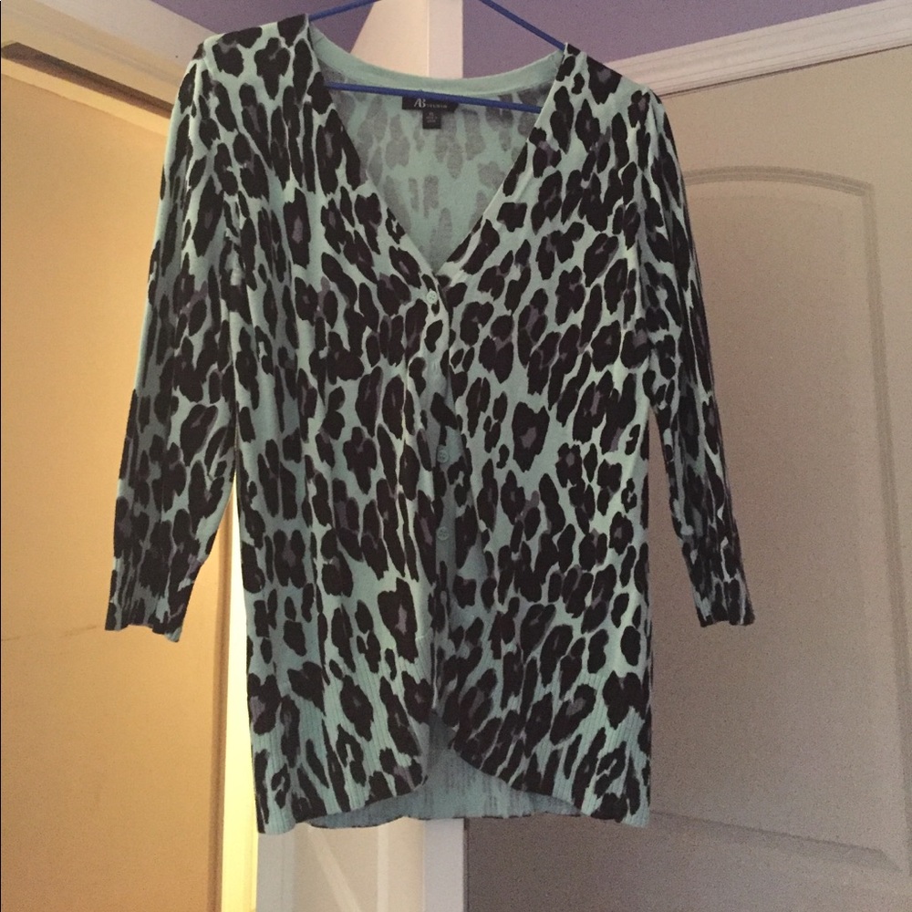 Leopard sweater