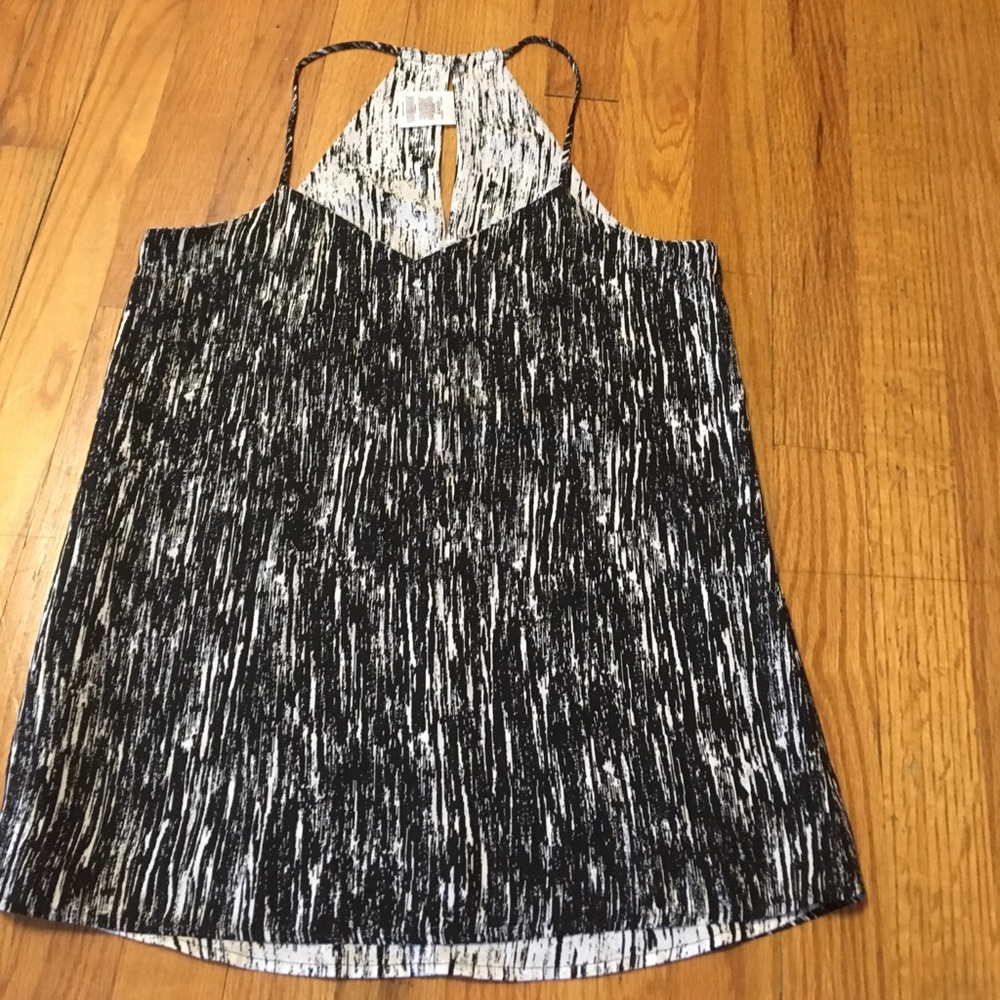Reversible black top