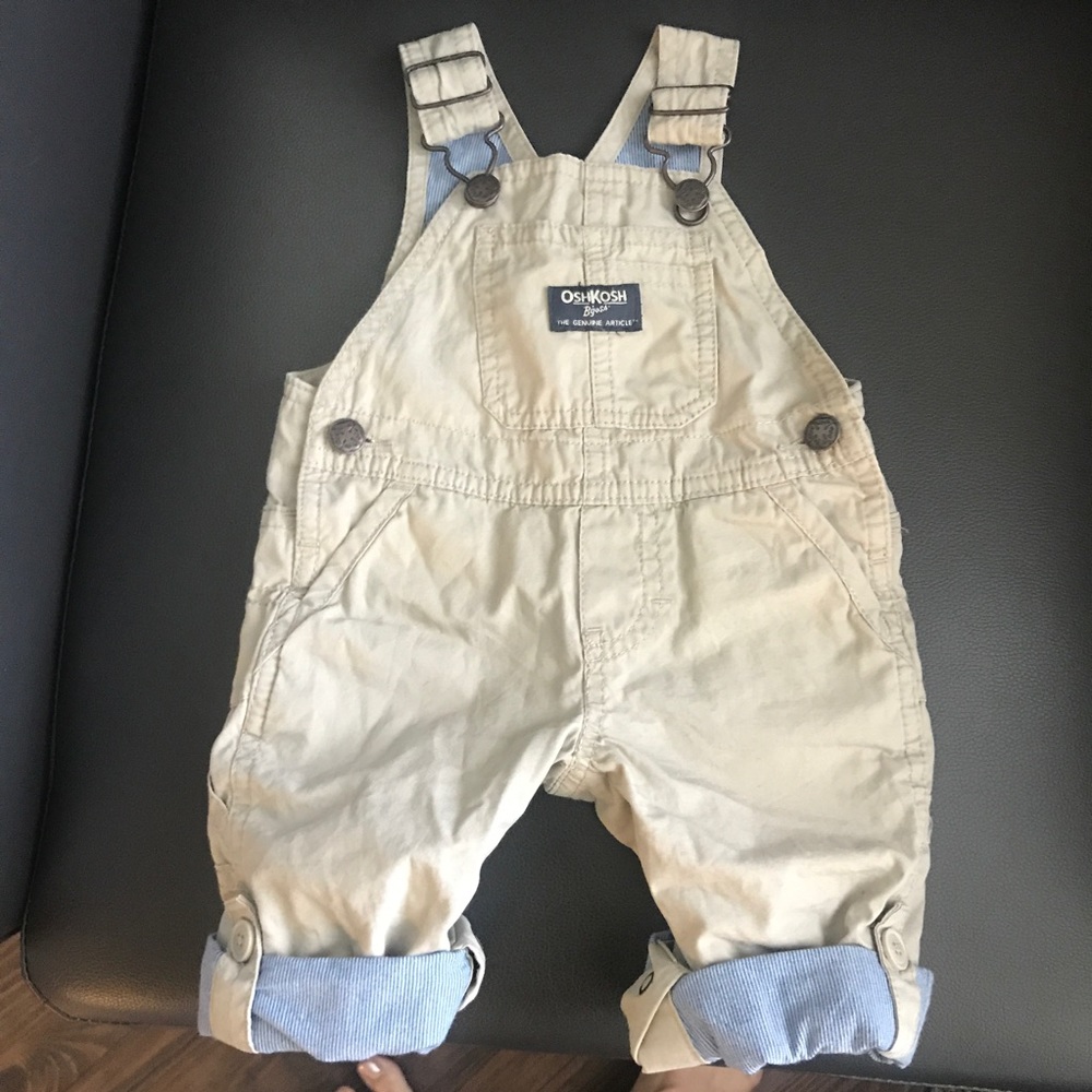 Super cute Khaki overalls