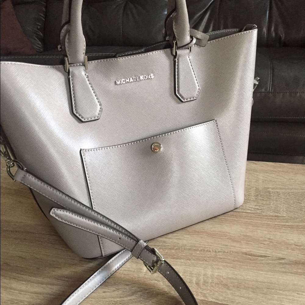 MICHAEL KORS Saffiano Grey Leather Satchel