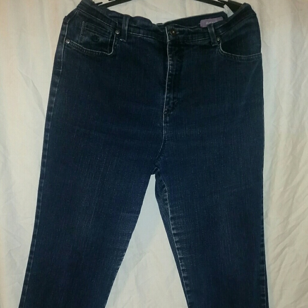 Gloria Vanderbilt Jeans Size 14