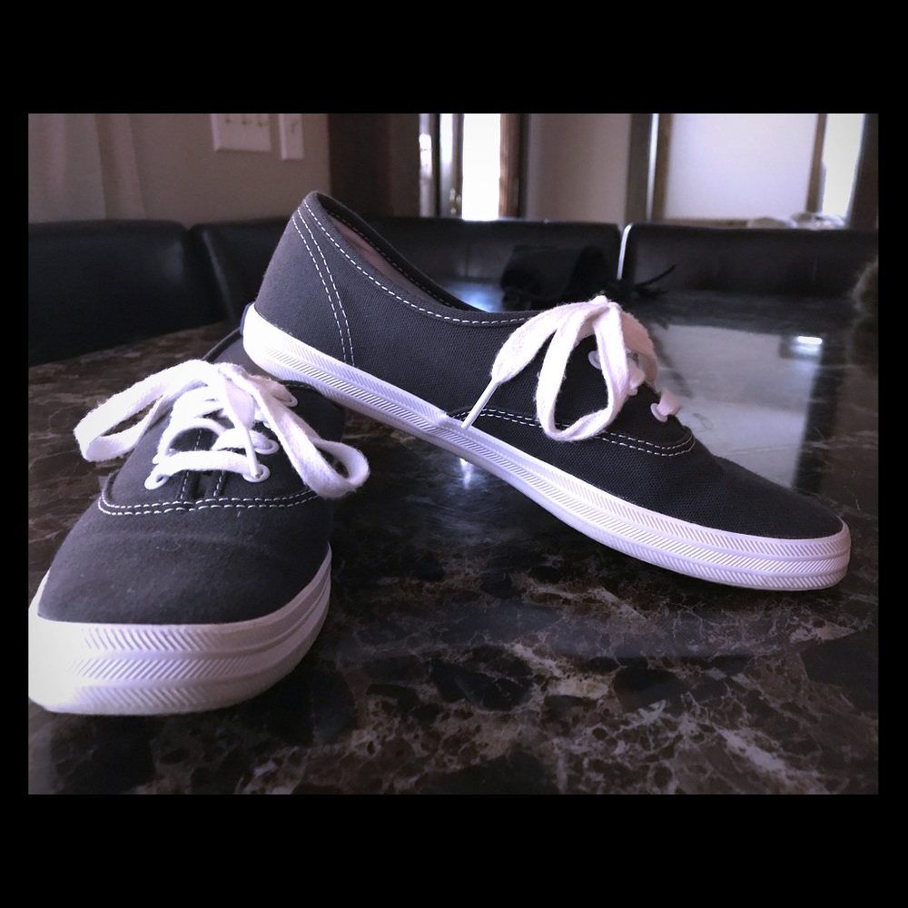 Black Keds