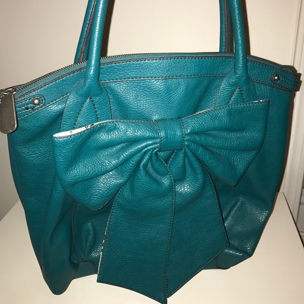 Jessica Simpson handbag