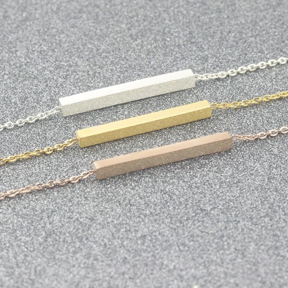 Gold sparkle bar bracelet - Picture 2 of 3