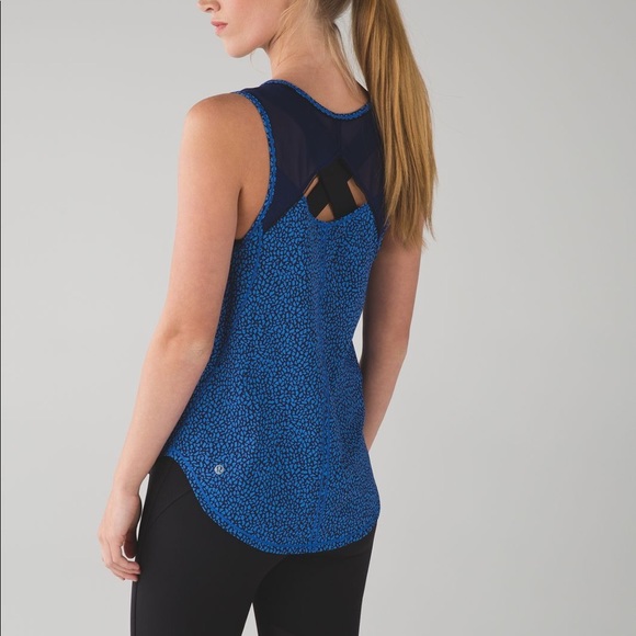 SOLD💕lululemon Sculpt Tank Sz 6 - Picture 2 of 6