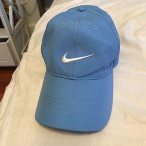 Nike golf hat