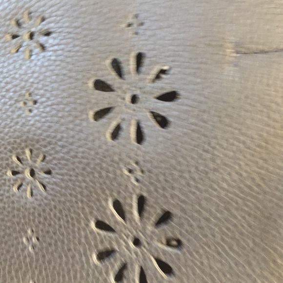 SOLD Kate Spade Elisabeth Faye tote - Picture 8 of 8