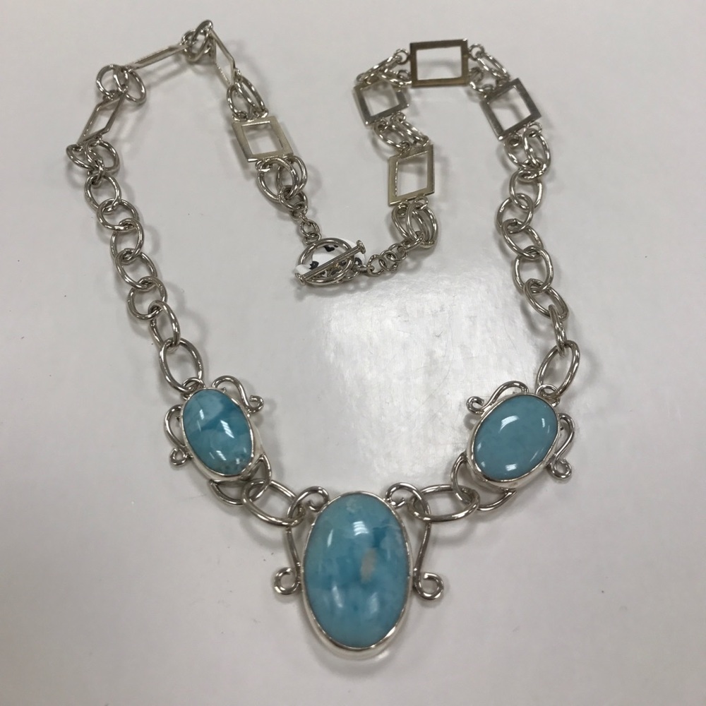 necklace - Picture 1 of 8