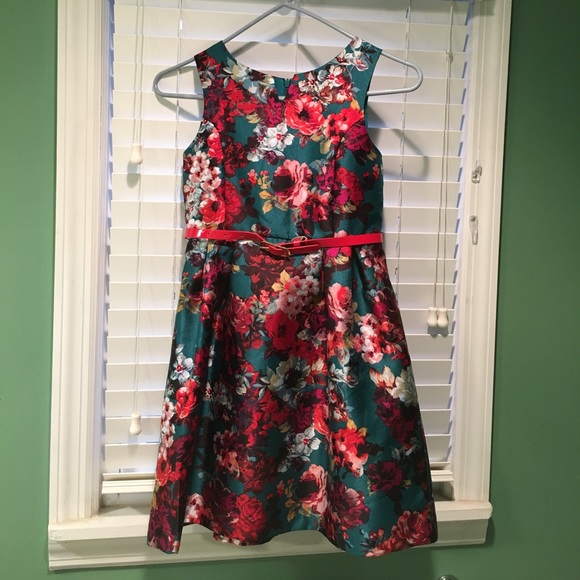 Pippa & Julie Other - Pippa and Julie size 10 dress