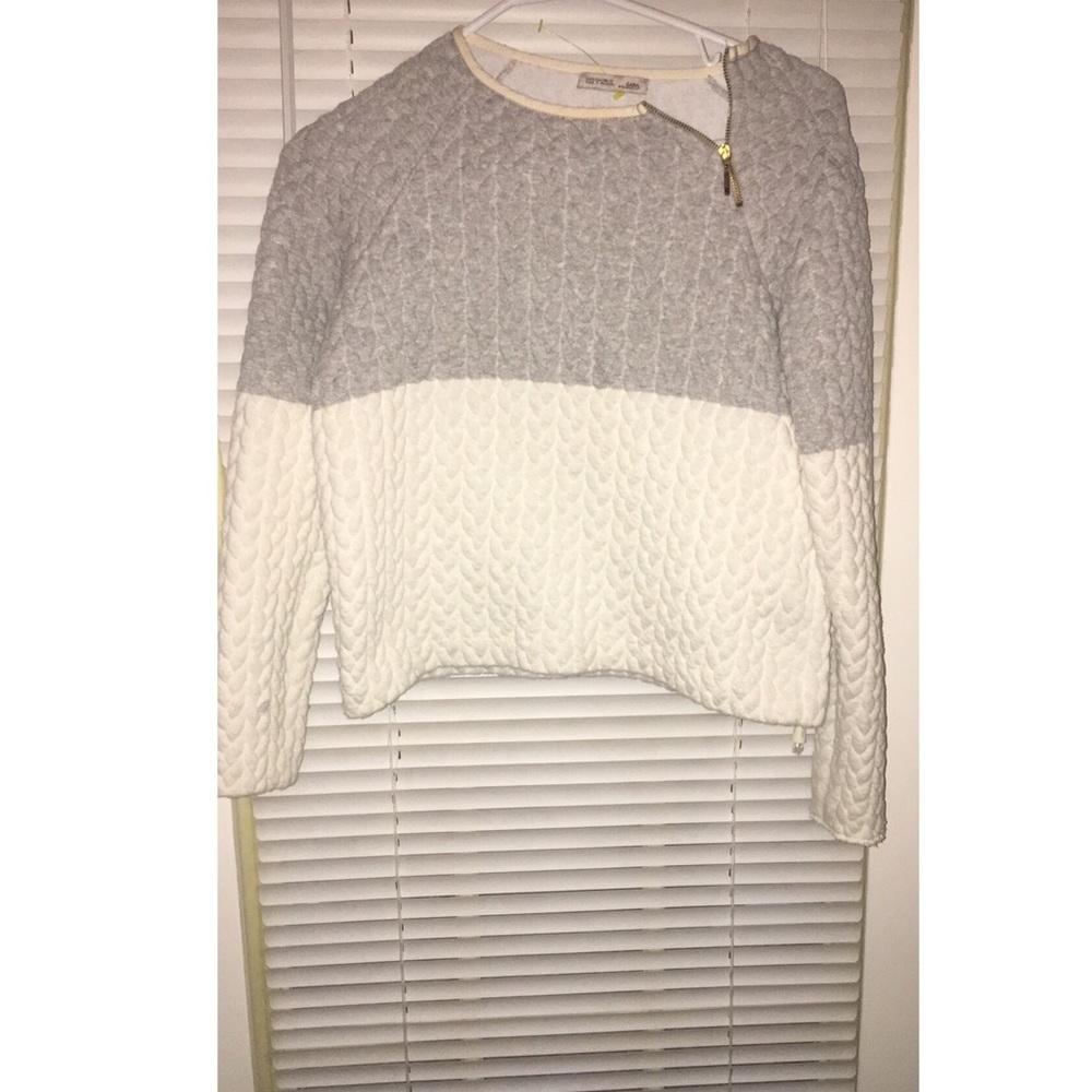 White & grey long sleeve shirt