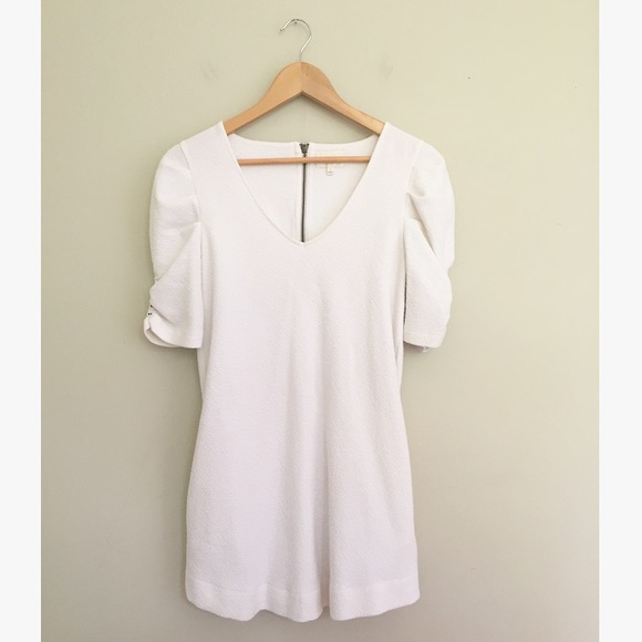 Anthropologie Dresses & Skirts - MOVING 🚗 Anthropologie Deletta White Mini Dress