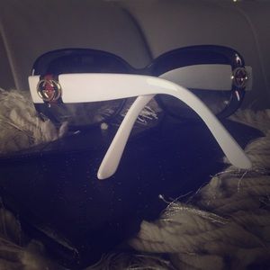 Beautiful GUCCI sunglasses 💕👑