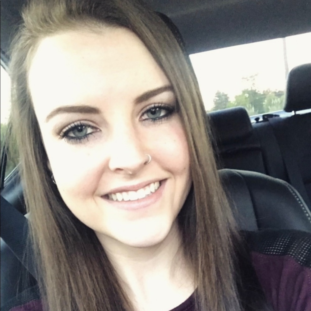 Meet your Posher, Mallory