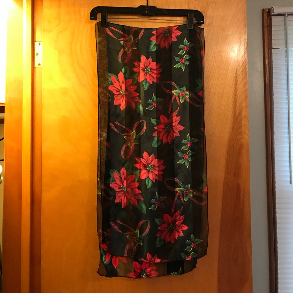 Poinsettia scarf