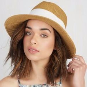 Modcloth "Think Snappy Thoughts" Fedora