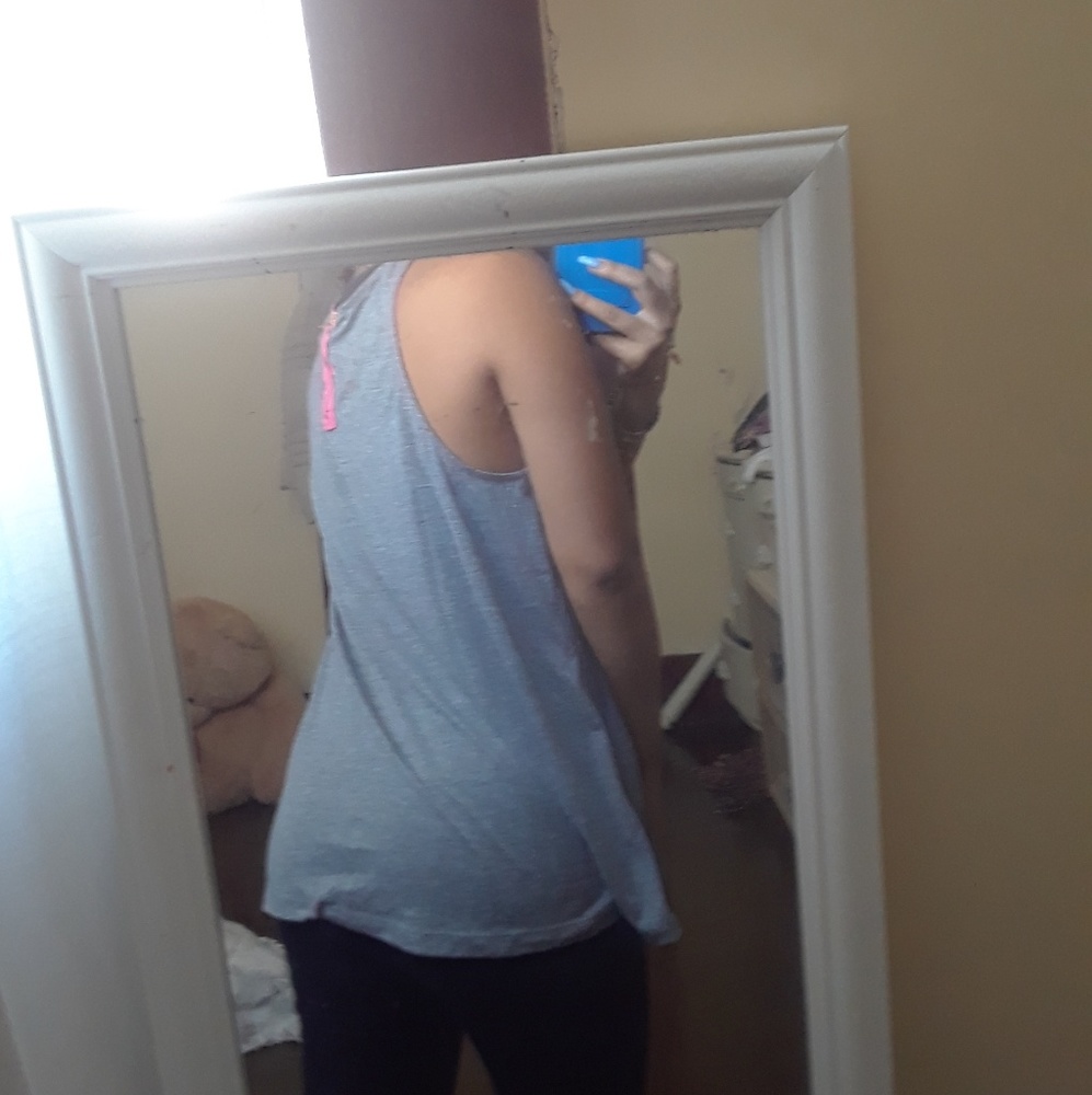 Grey tank top
