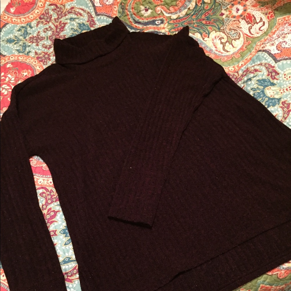 Maroon Athleta Sweater