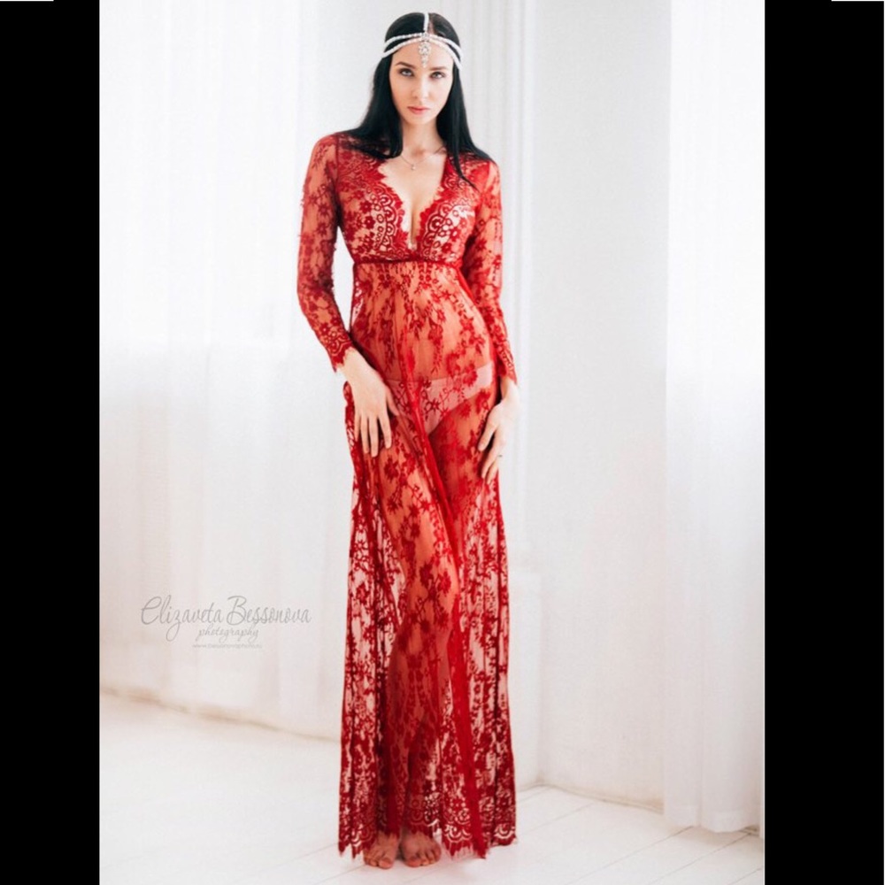 Sexy lace maroon maxi style dress boudoir photo!