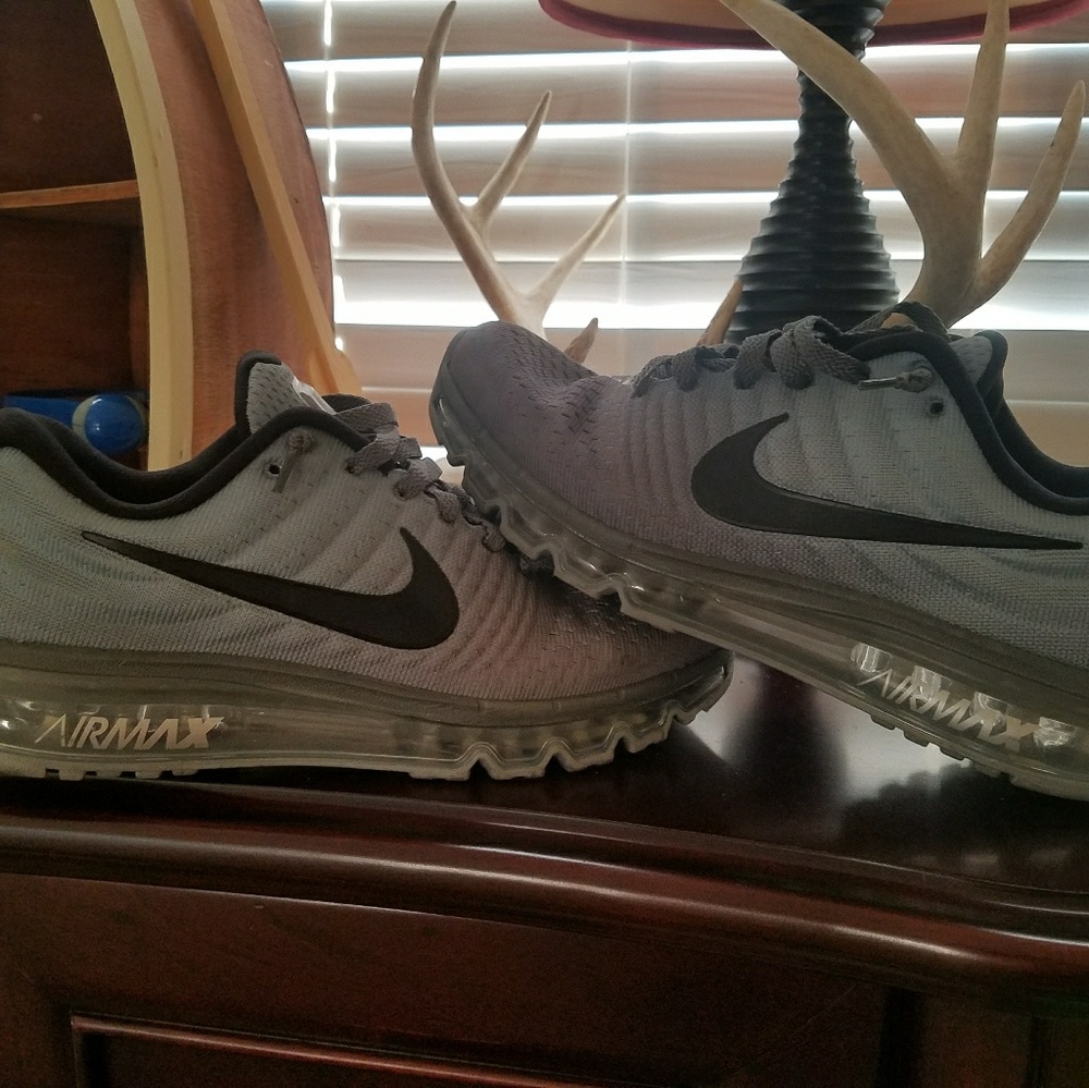 2017 Nike Air Max