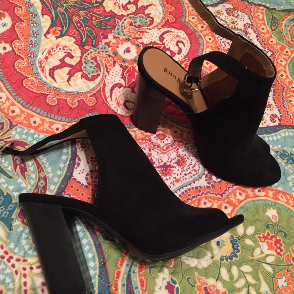 Black chunky heels