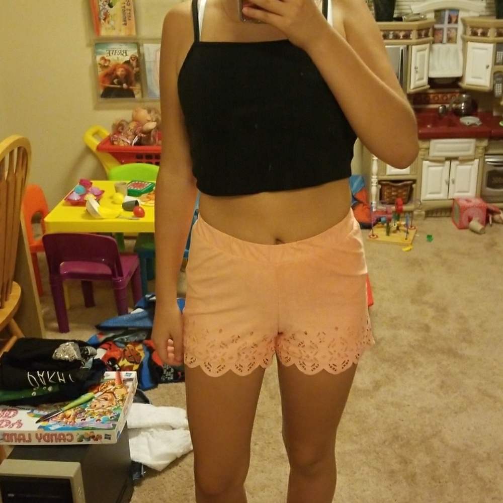 Cato peach shorts - Picture 2 of 6