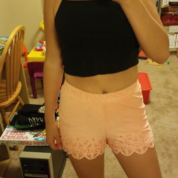 Cato Pants - Cato peach shorts