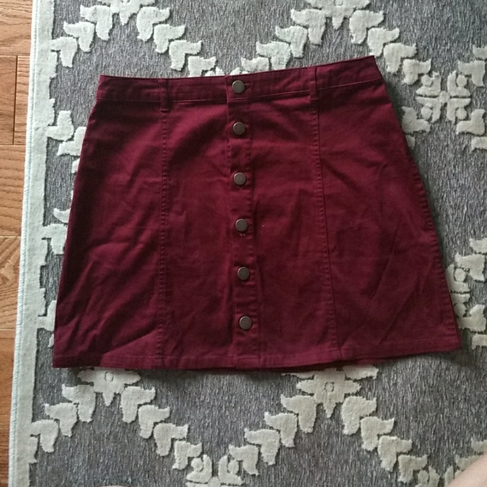 Maroon button up skirt